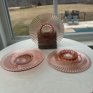 2 left RARE Anchor Hocking Old Cafe Optic Ribbed Cake Plate Pink Glass Footed